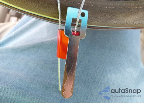 2005 Honda Accord 3.0 Ex z USA, uszkodzony, nr VIN 1HGCM66515A013561